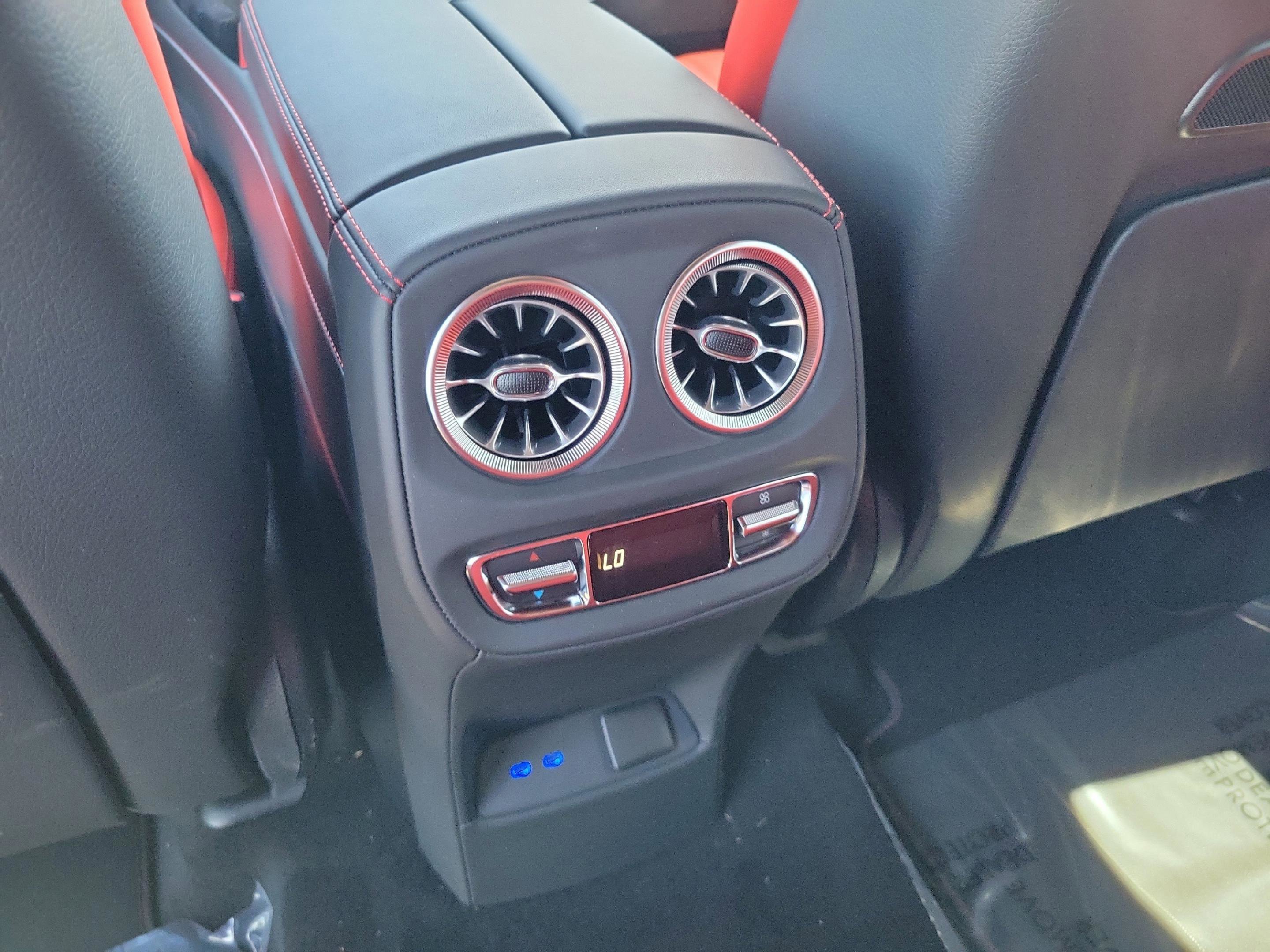 New 2026 Mercedes-Benz G 63 AMG 4MATIC image 8