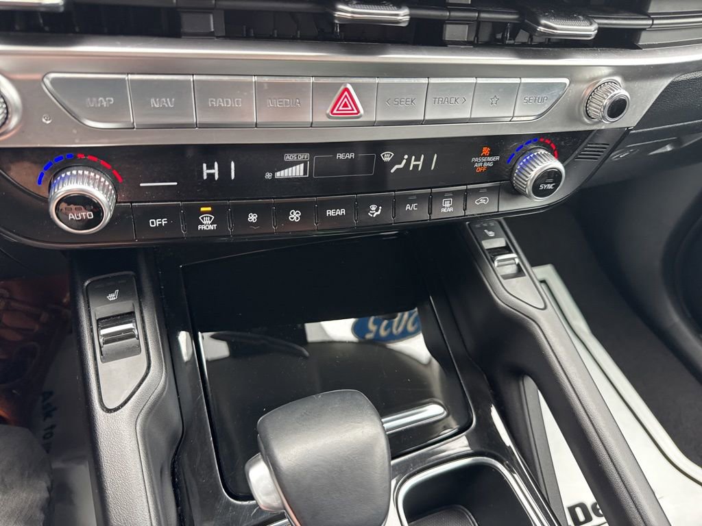 Used 2025 Kia Telluride S FWD image 29