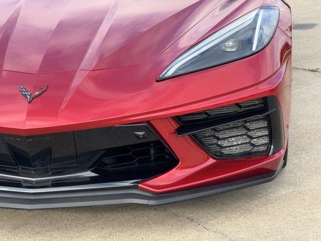 Used 2021 Chevrolet Corvette Stingray Premium Conv w/ Z51 Performance Package RWD image 11