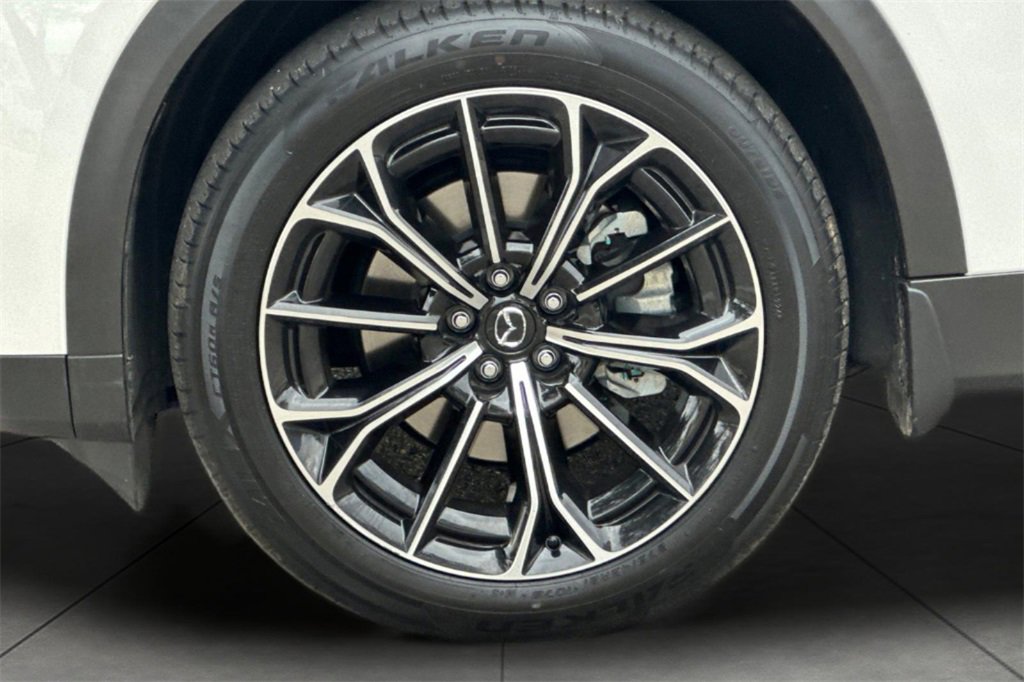 Certified 2025 MAZDA CX-70 Plug-In Hybrid w/ Premium Plus image 26