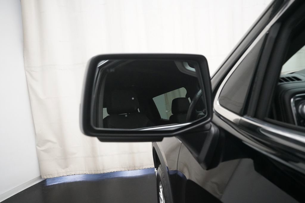 Used 2020 GMC Sierra 1500 SLT w/ SLT Premium Plus Package image 24