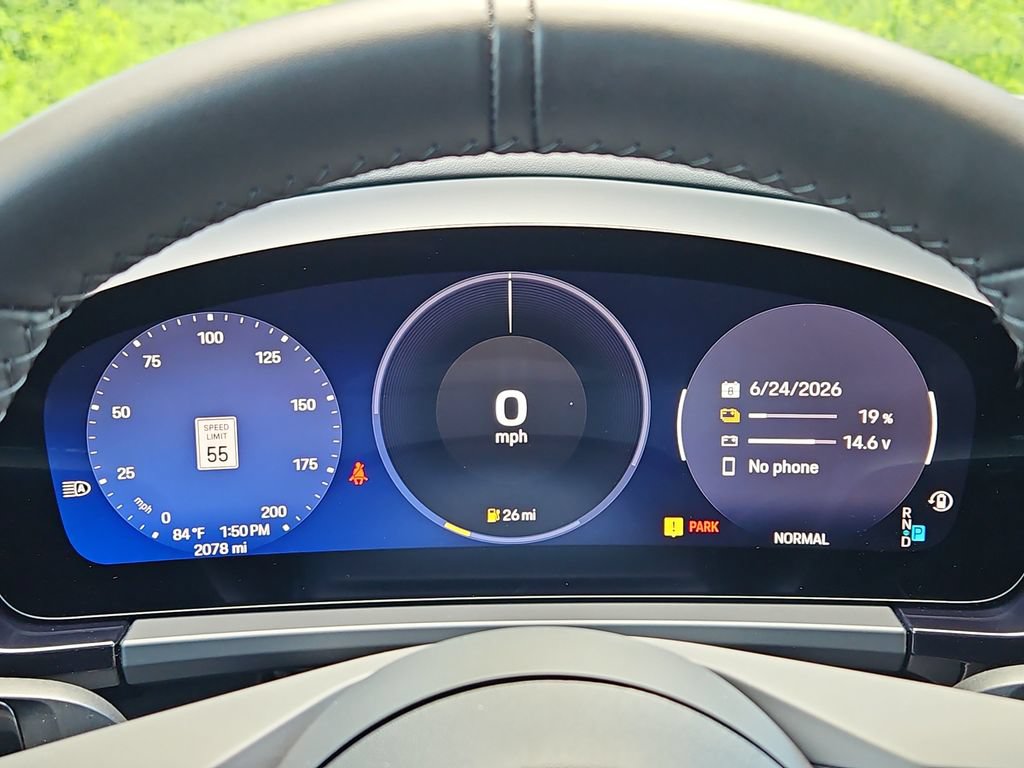 Certified 2025 Porsche Macan 4 Electric AWD/4WD image 40
