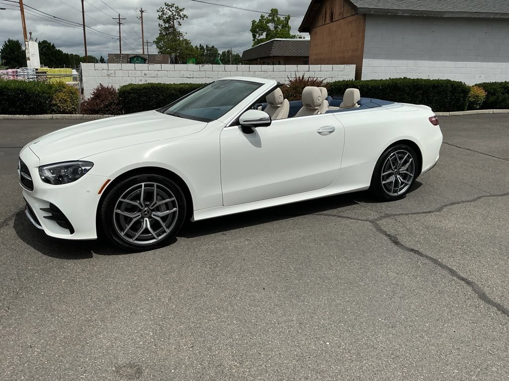 Used 2023 Mercedes-Benz E 450 4MATIC Cabriolet image 22