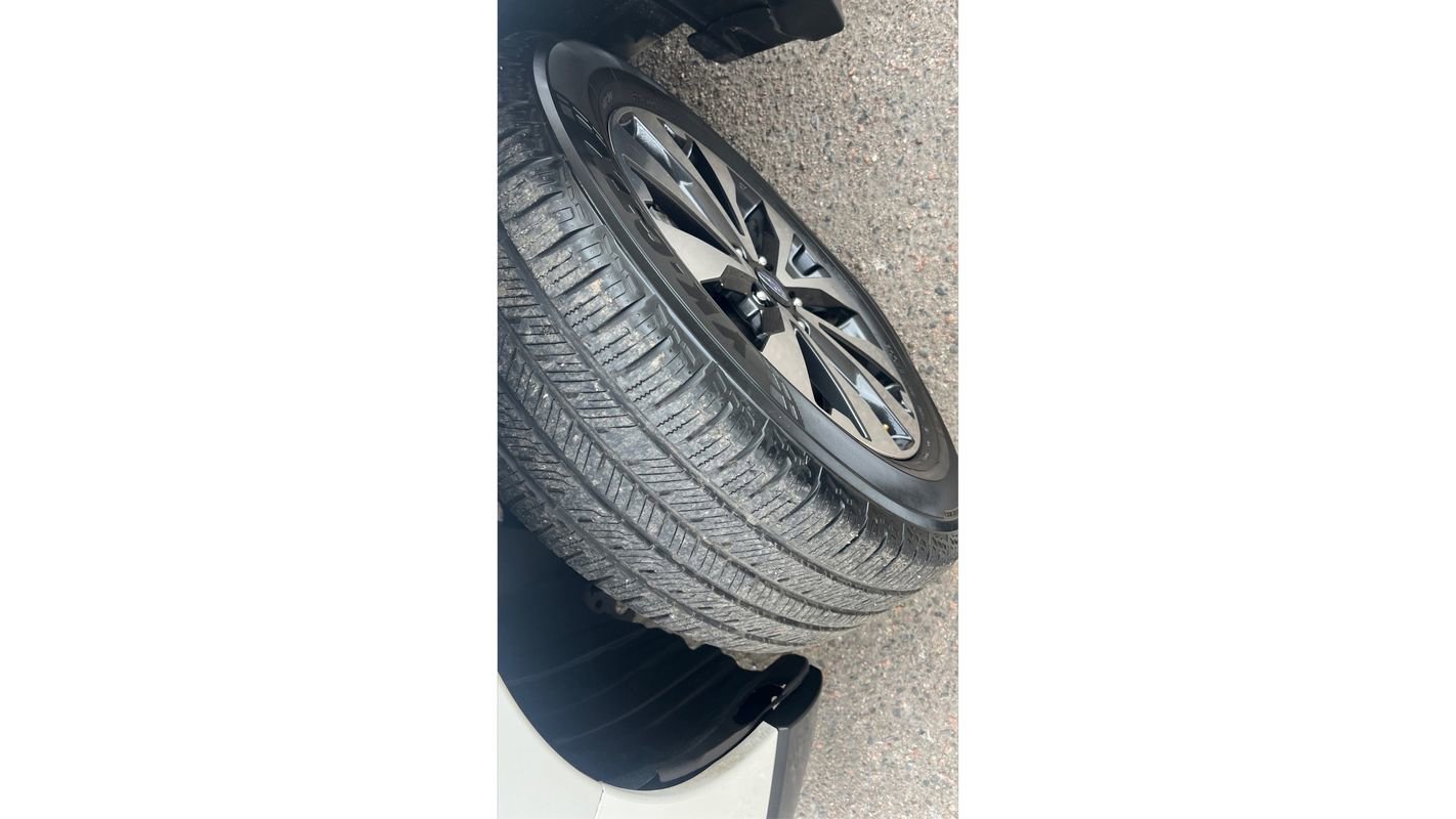 Used 2017 Subaru Outback 2.5i Limited AWD/4WD image 25