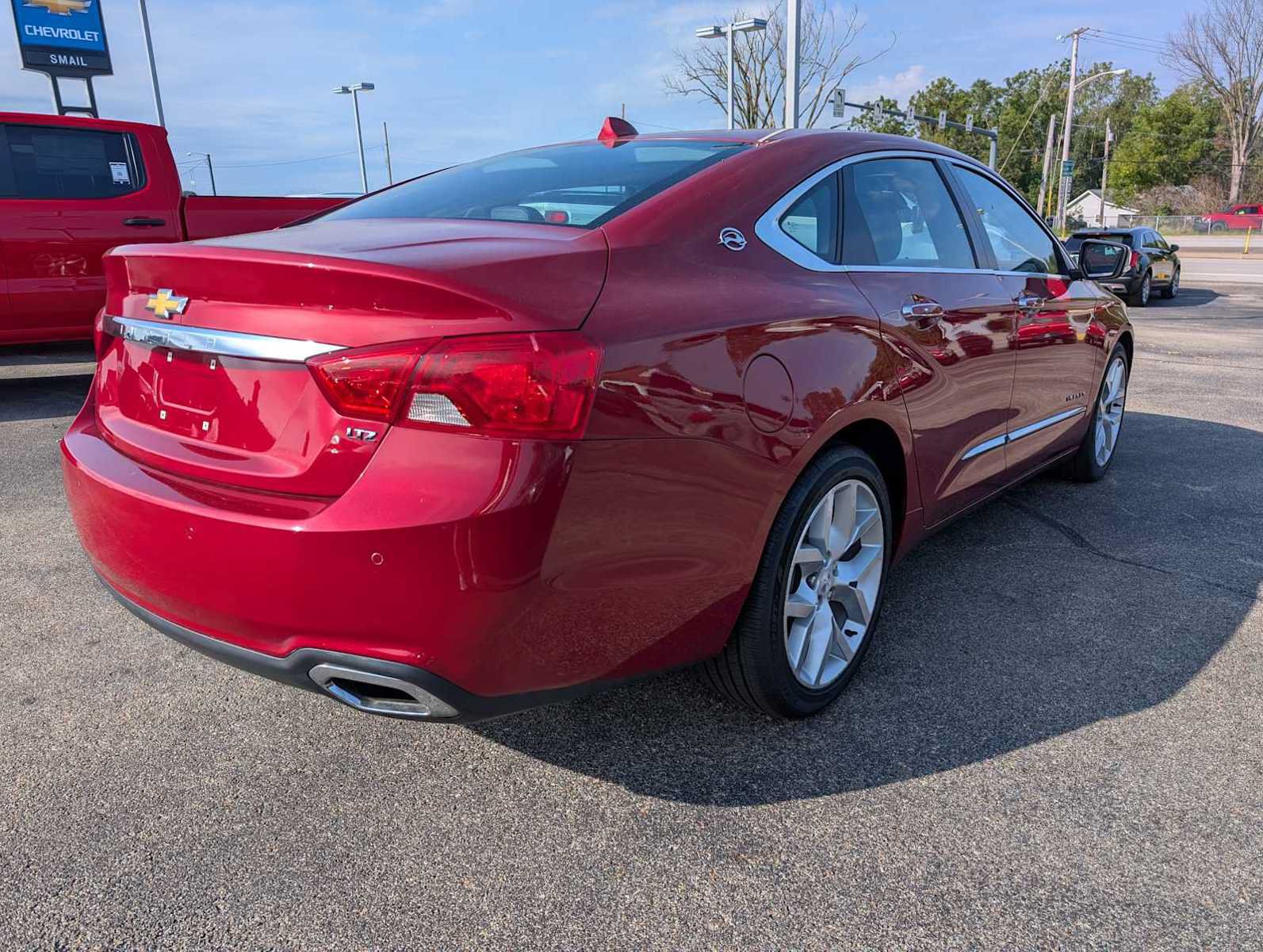 Used 2014 Chevrolet Impala LTZ FWD image 8