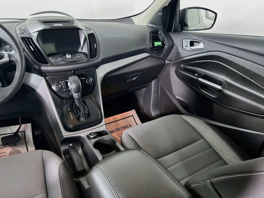 Used 2016 Ford Escape SE w/ Equipment Group 201A FWD image 22