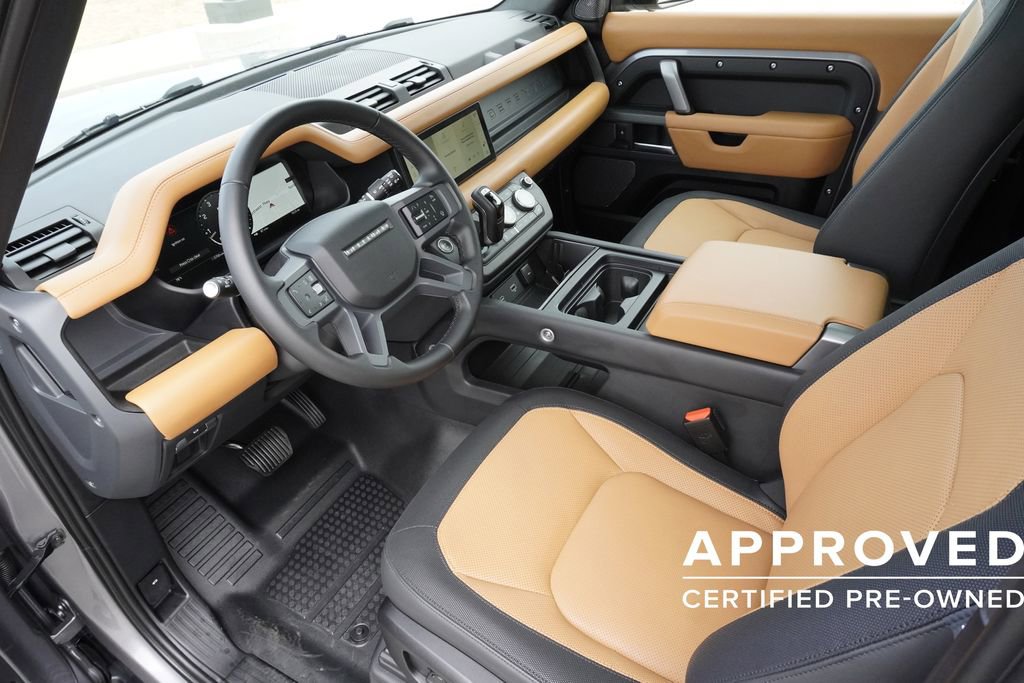 Used 2024 Land Rover Defender 90 X-Dynamic SE AWD/4WD image 18