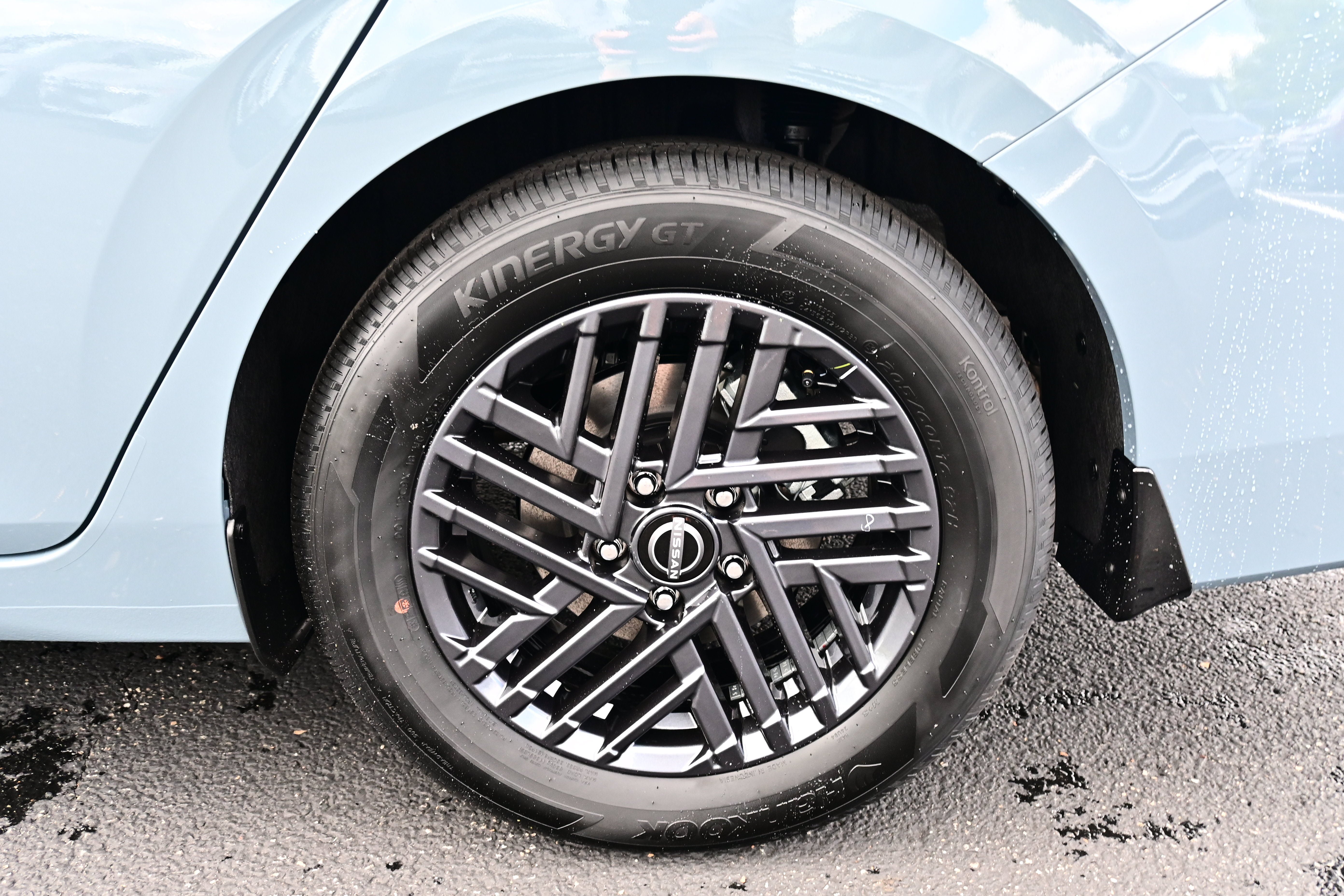New 2026 Nissan Sentra SV FWD image 9