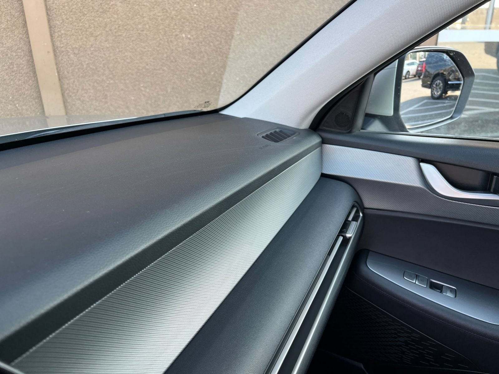 Used 2025 Hyundai Palisade SEL FWD image 38
