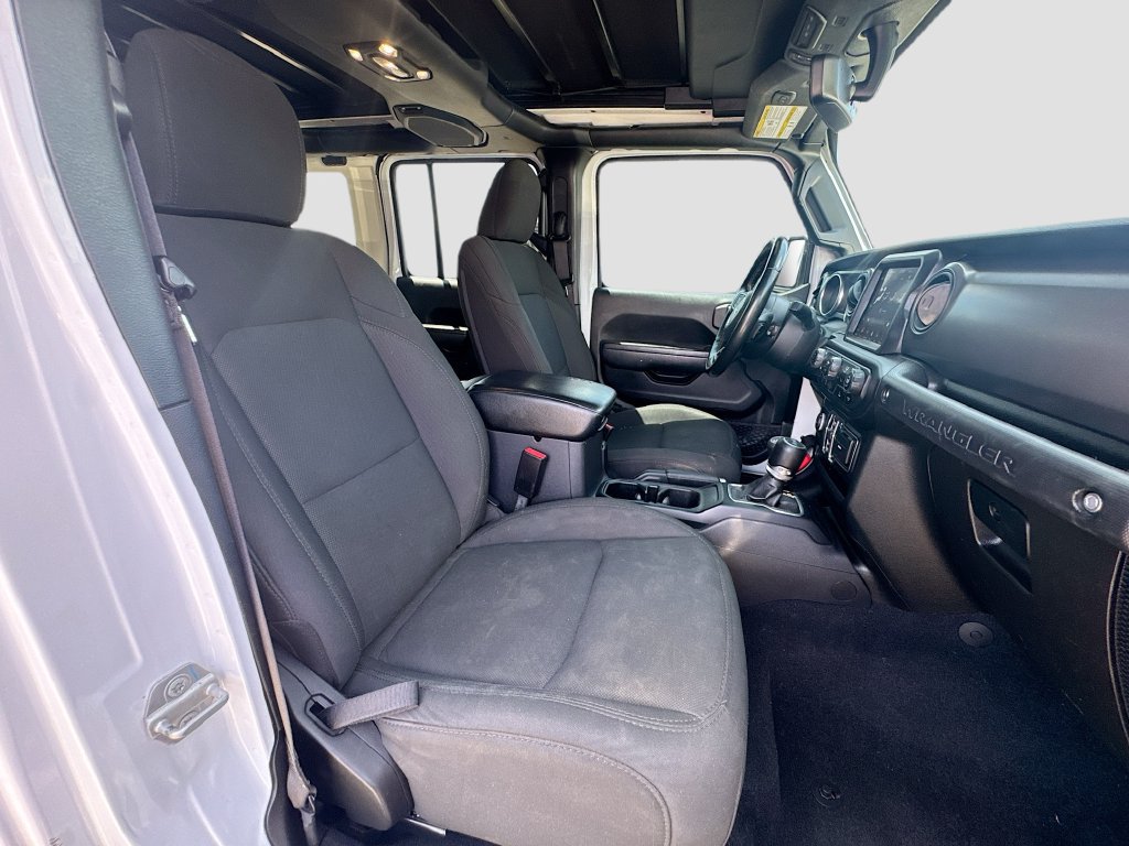 Certified 2022 Jeep Wrangler Unlimited Sport w/ Sun And Sound Package AWD/4WD image 32