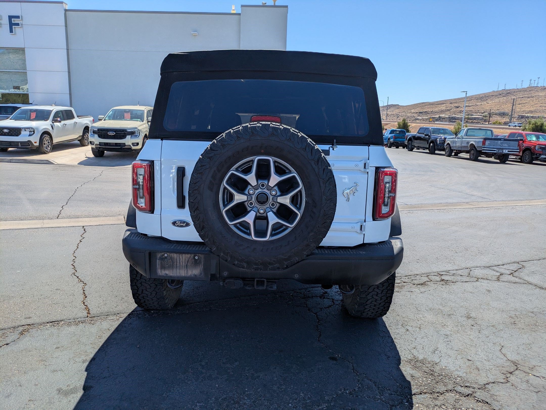 Used 2022 Ford Bronco Badlands AWD/4WD image 6