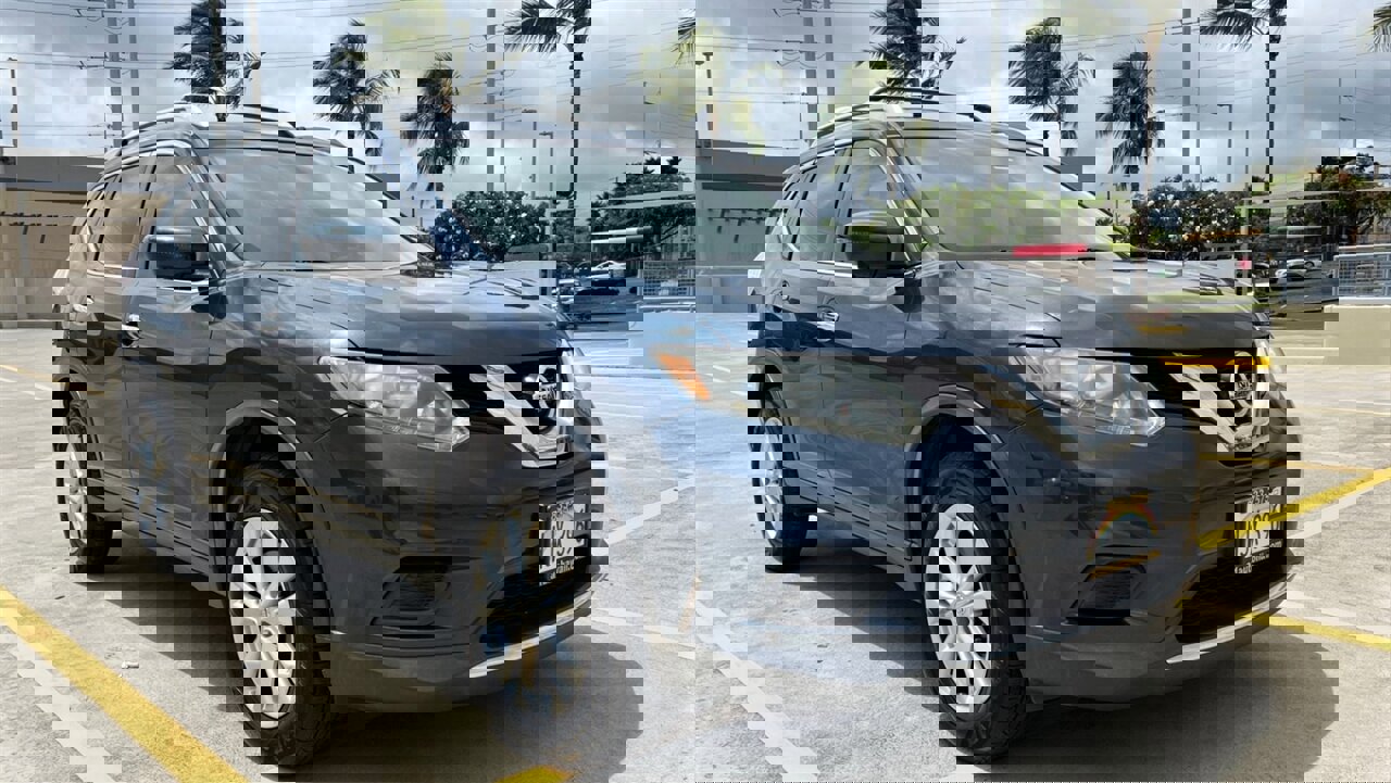 Used 2016 Nissan Rogue SV w/ SV Premium Package image 7