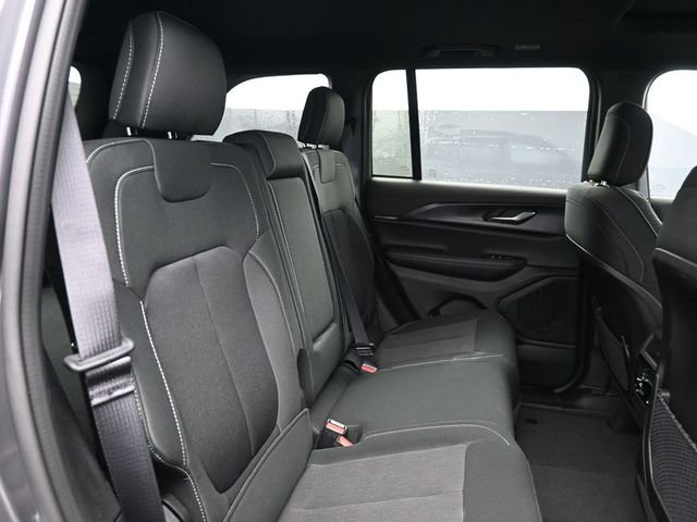 New 2026 Jeep Grand Cherokee Laredo X image 22