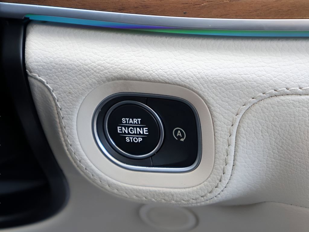 Used 2022 Mercedes-Benz GLS 450 4MATIC image 28