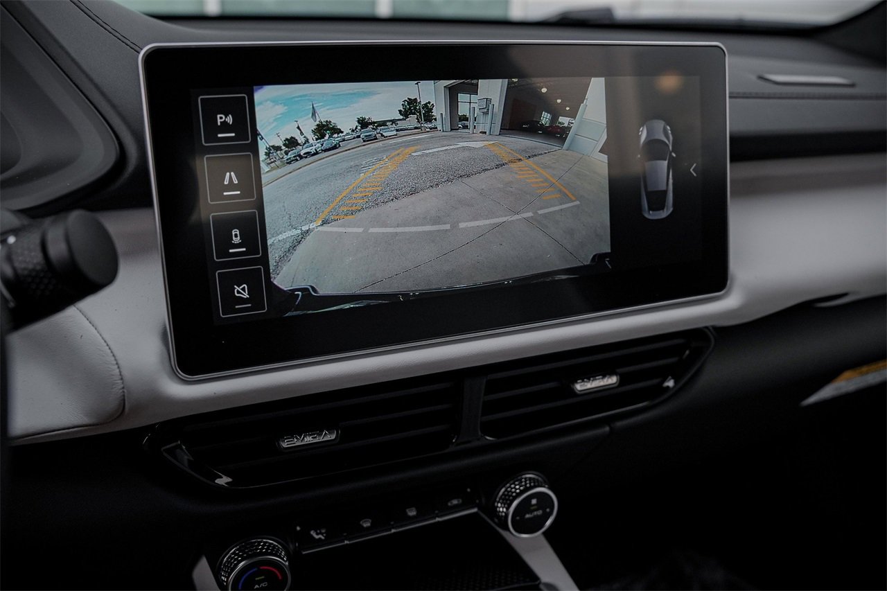 New 2025 Lotus Emira image 28