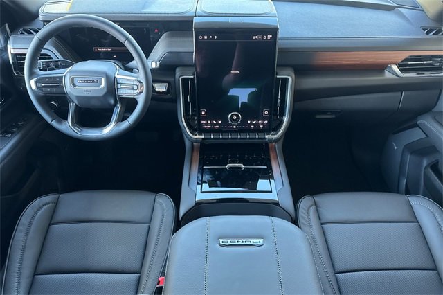 New 2026 GMC Yukon Denali w/ Sun & Power Step Package image 13