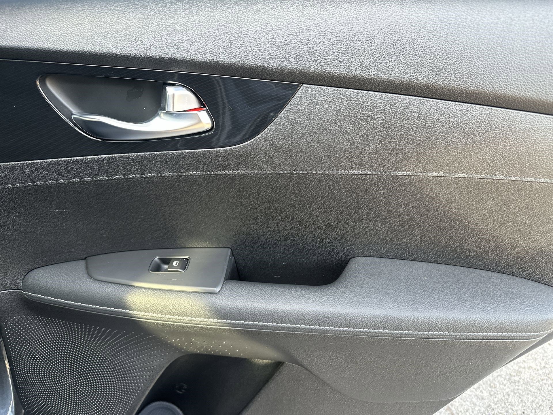 Certified 2024 Kia Forte GT-Line image 27