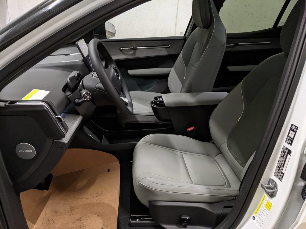 New 2026 Volvo EX30 Cross Country Ultra w/ Protection Package Premier AWD/4WD image 11
