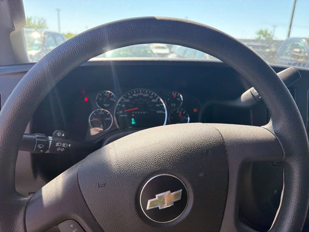 Used 2017 Chevrolet Express 2500 LS RWD image 13