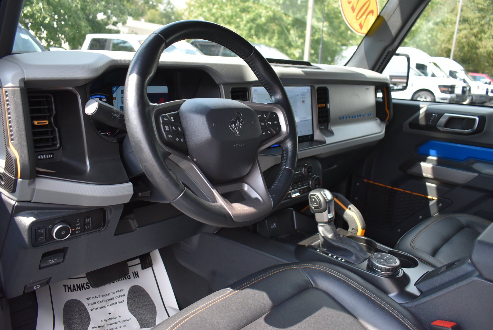 Used 2023 Ford Bronco Badlands AWD/4WD image 14