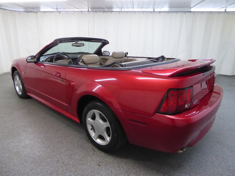 Used 2000 Ford Mustang GT RWD image 5