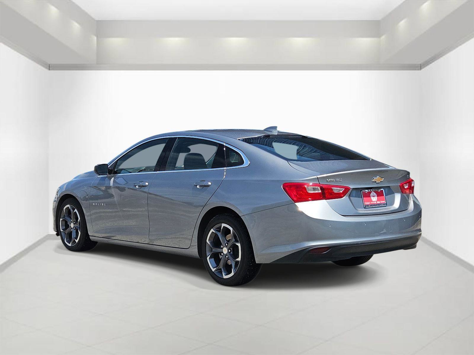 Used 2024 Chevrolet Malibu LT FWD image 6