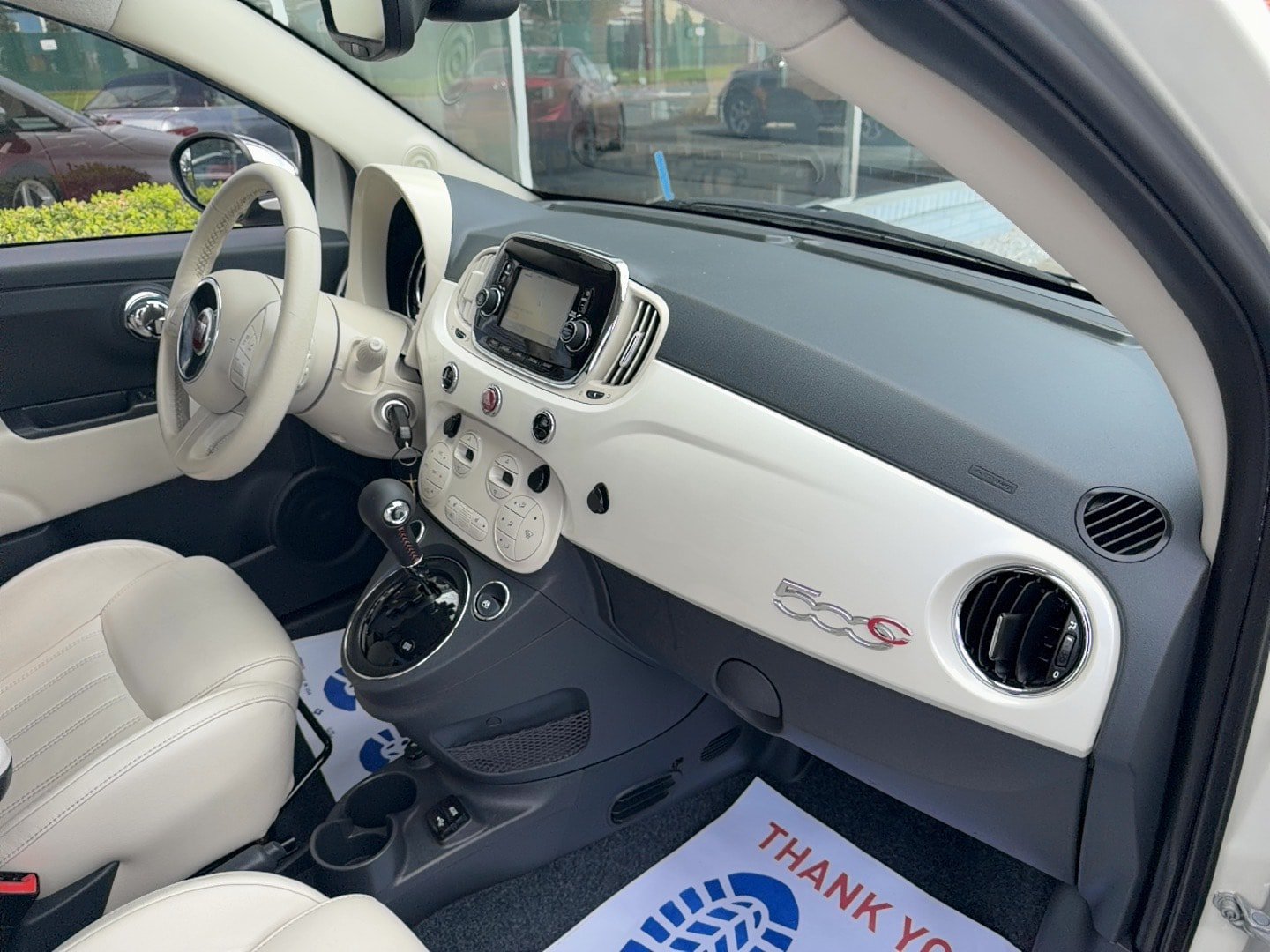 Used 2018 FIAT 500 Lounge FWD image 18