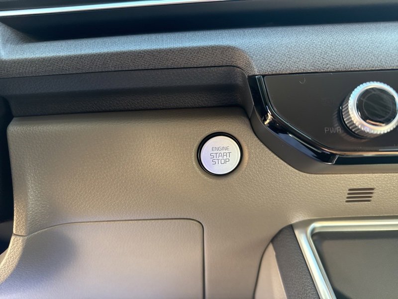 New 2026 Kia Carnival EX image 36