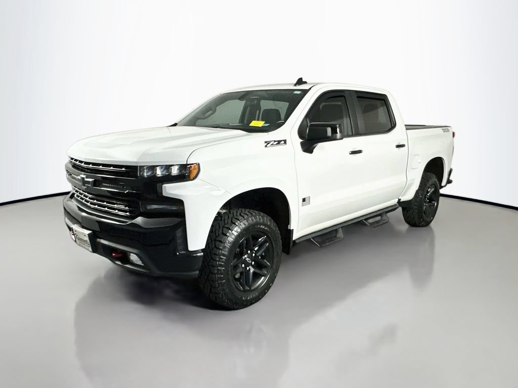 Used 2021 Chevrolet Silverado 1500 LT Trail Boss w/ Bed Protection Package AWD/4WD image 3