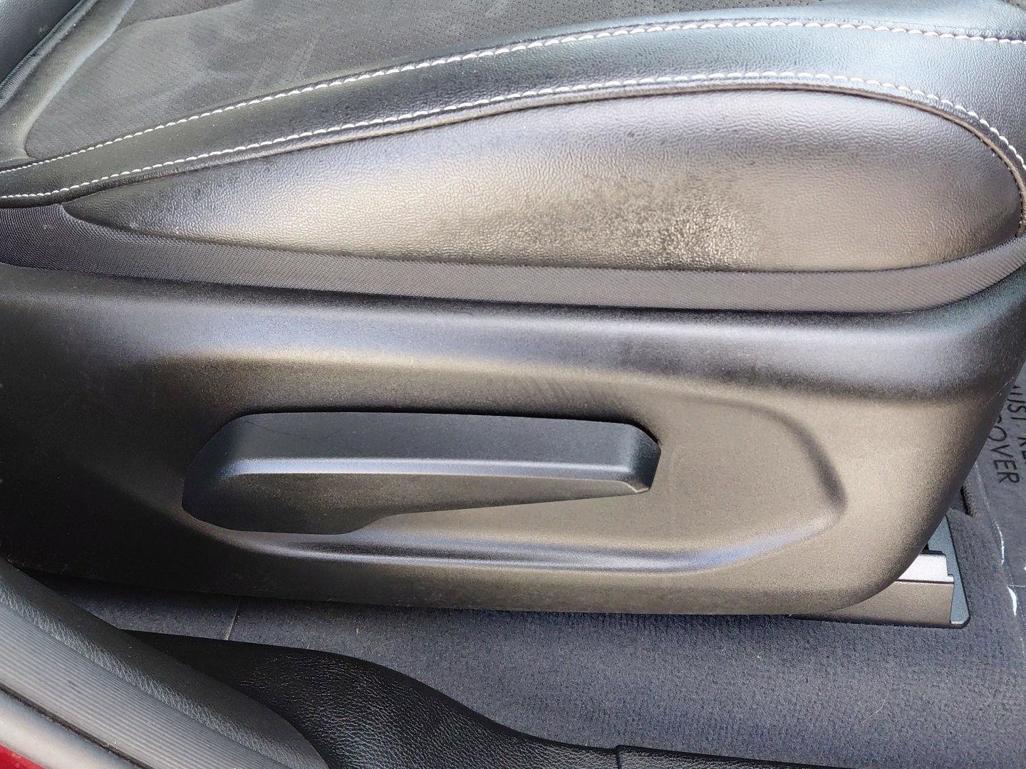 Used 2023 Jeep Grand Cherokee Altitude image 30