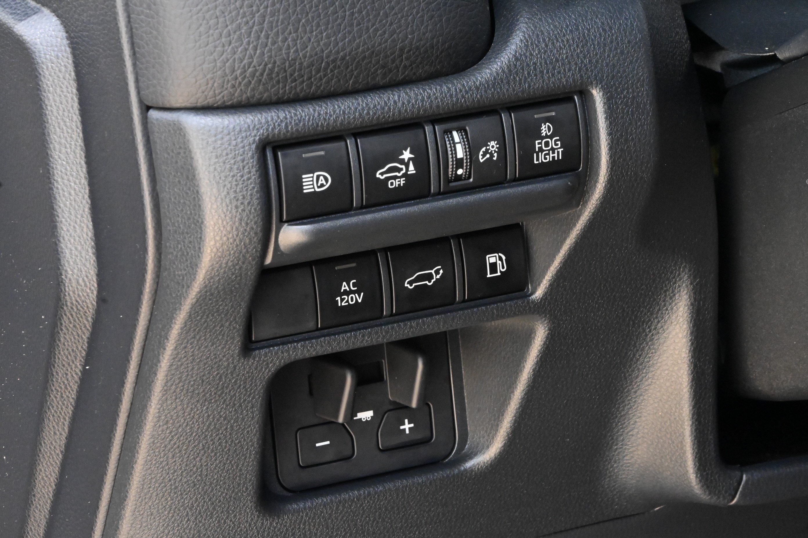 Used 2025 Toyota Land Cruiser w/ Premium Package AWD/4WD image 31