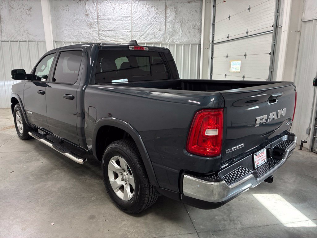 Used 2025 RAM 1500 Big Horn AWD/4WD image 24