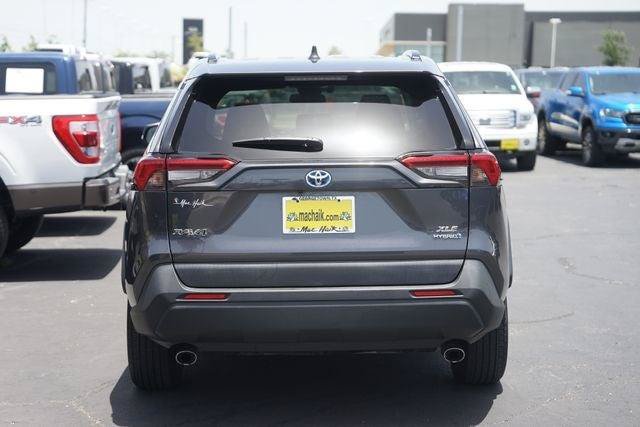 Used 2021 Toyota RAV4 XLE Premium AWD/4WD image 7