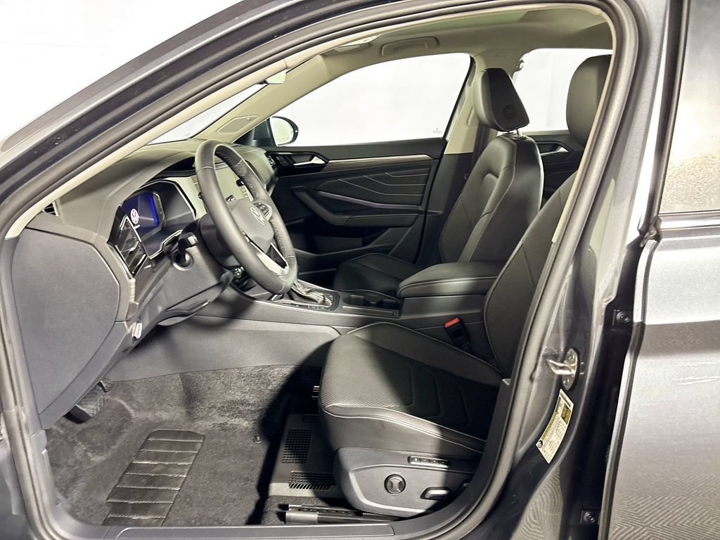Certified 2024 Volkswagen Jetta SEL FWD image 13