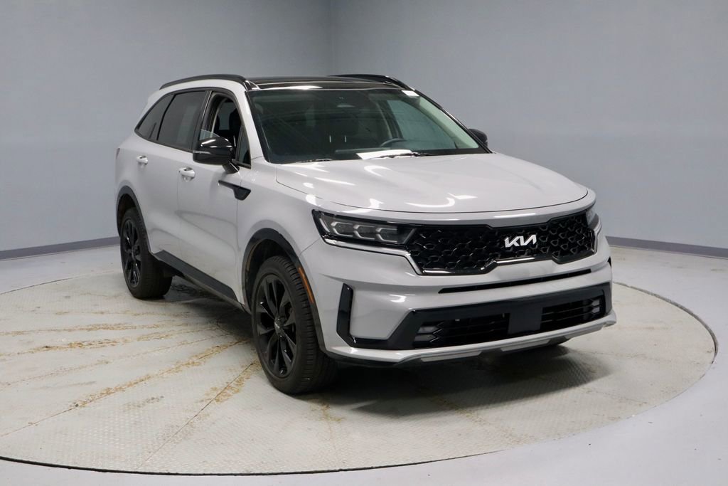 Used 2023 Kia Sorento SX image 1