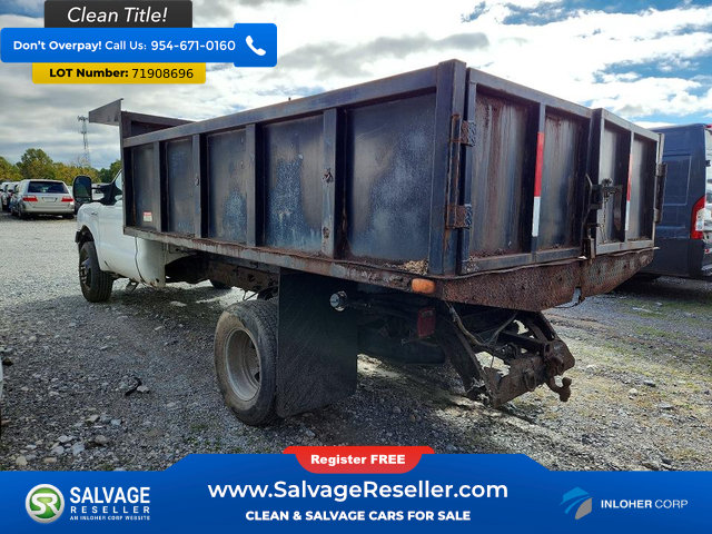 Used 2005 Ford F350 4x4 Regular Cab DRW Super Duty image 3