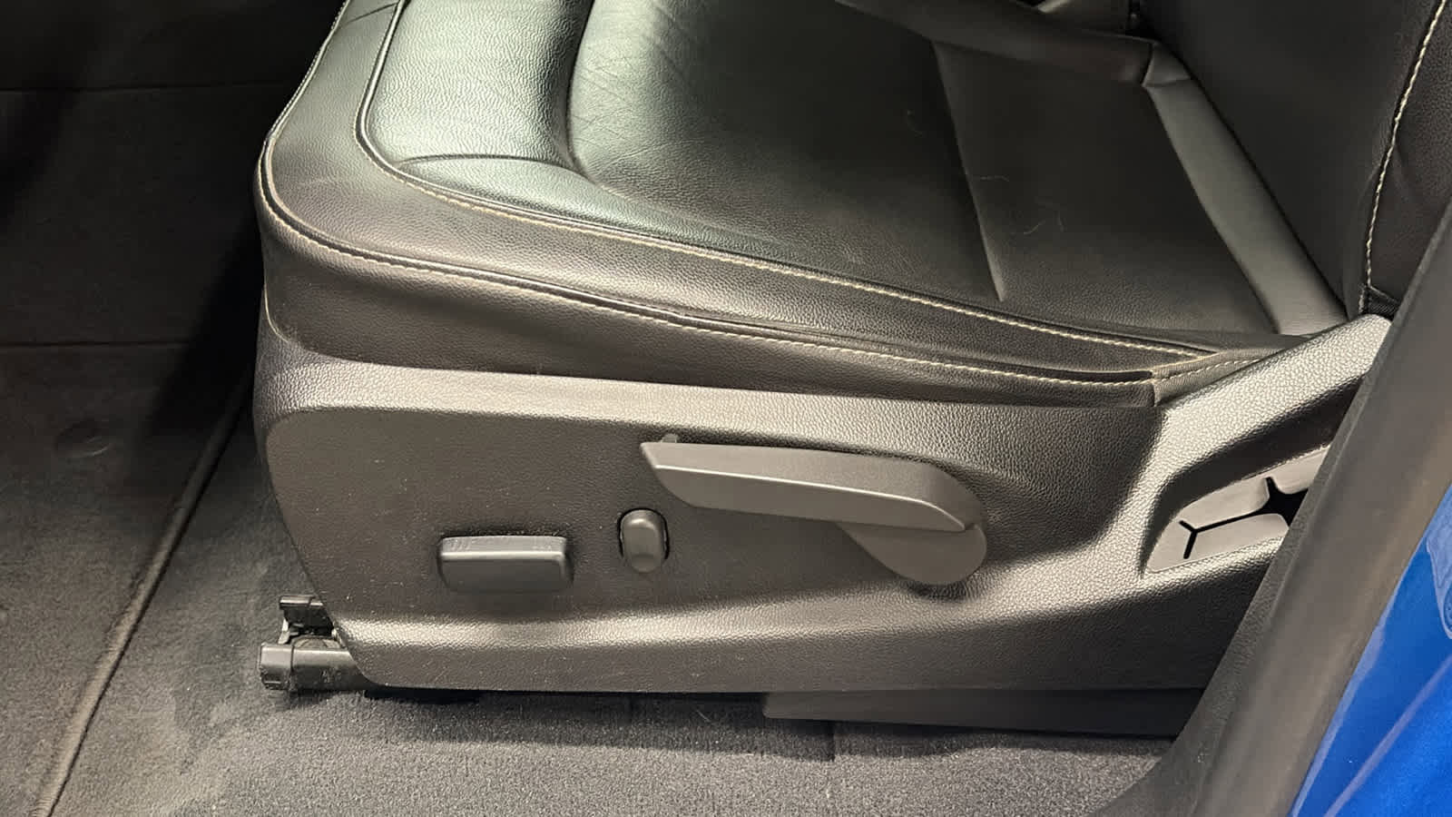 Certified 2022 GMC Canyon Elevation w/ Elevation Premium Package image 7