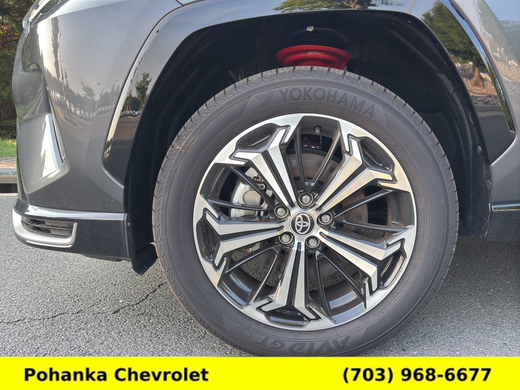 Used 2024 Toyota RAV4 XSE w/ Weather Package AWD/4WD image 28