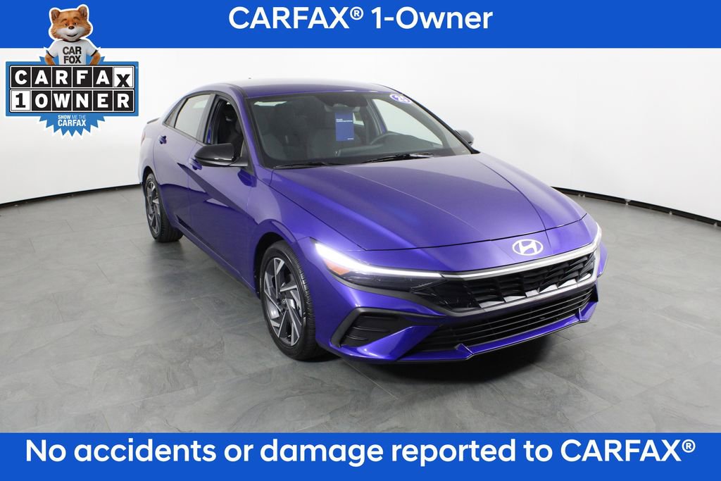 Certified 2025 Hyundai Elantra Sport image 5