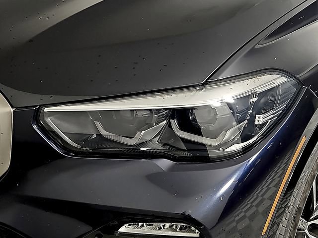 Used 2021 BMW X5 M50i w/ Premium Package image 9