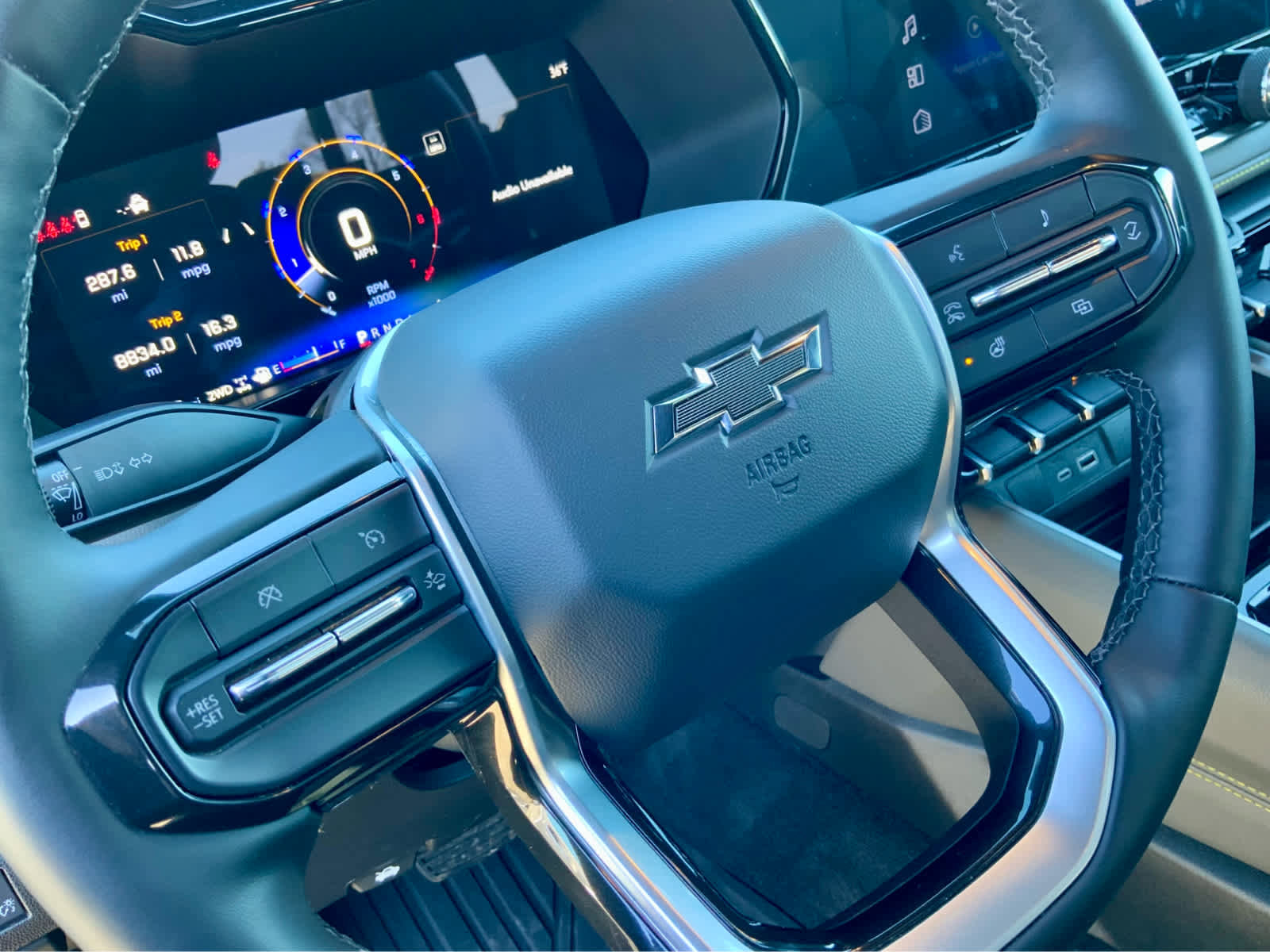 Certified 2025 Chevrolet Colorado ZR2 w/ Midnight Edition image 41