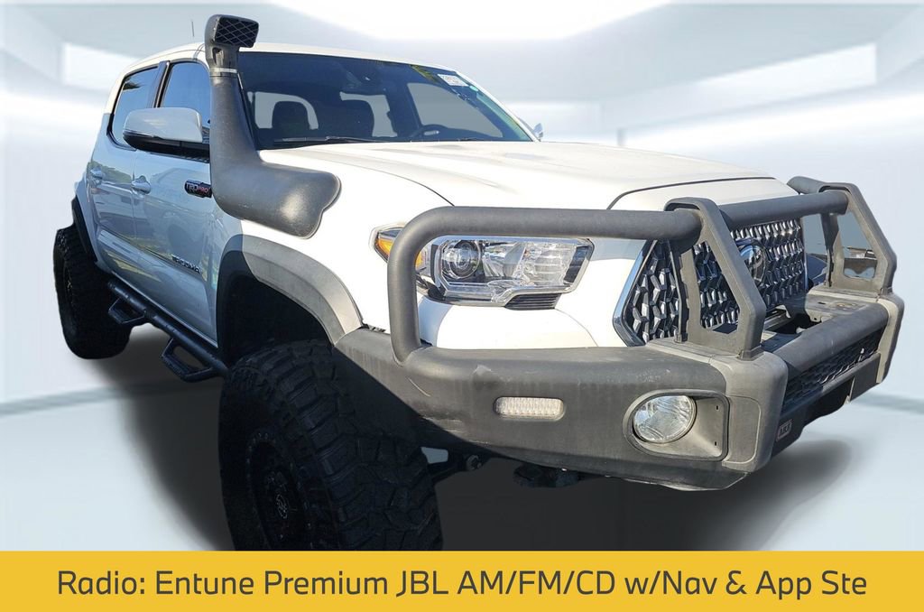 Used 2019 Toyota Tacoma TRD Off-Road AWD/4WD image 6