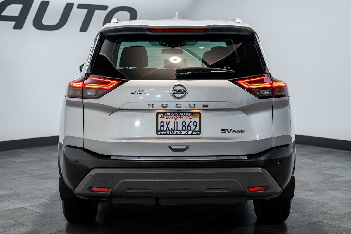 Used 2021 Nissan Rogue SV w/ Premium Package AWD/4WD image 4