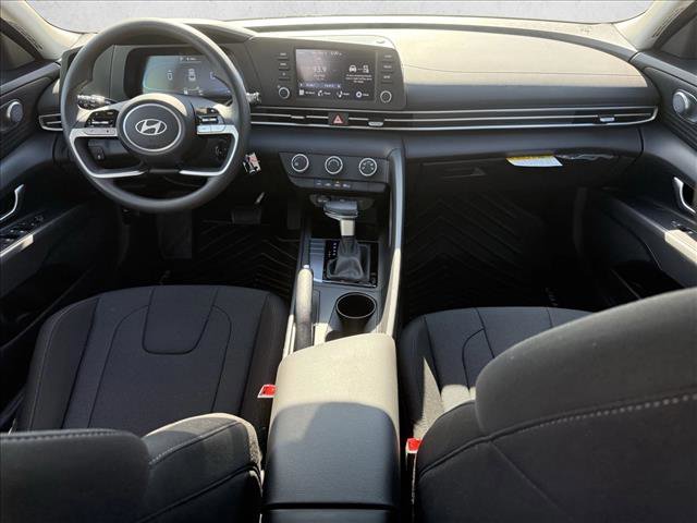 New 2026 Hyundai Elantra SE image 11
