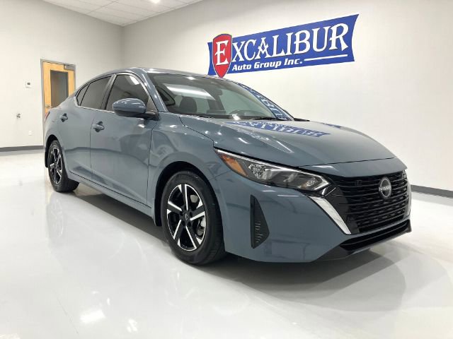 Used 2025 Nissan Sentra SV w/ All-Weather Package image 2