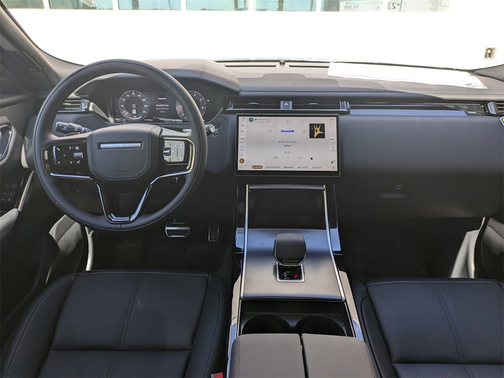 New 2026 Land Rover Range Rover Velar Dynamic SE image 15