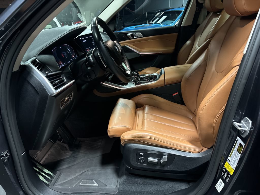 Used 2021 BMW X7 xDrive40i w/ Premium Package AWD/4WD image 50
