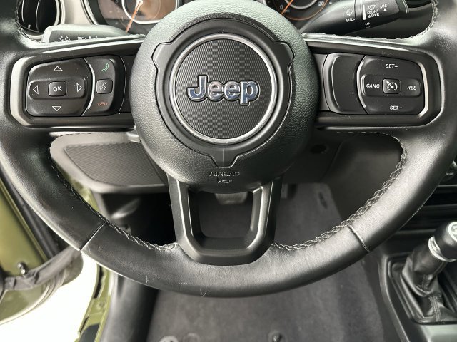 Used 2022 Jeep Wrangler Sport AWD/4WD image 17