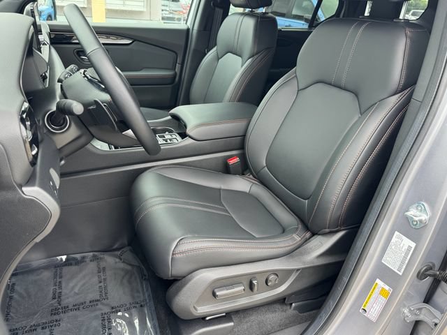 Certified 2025 Honda Pilot TrailSport image 16
