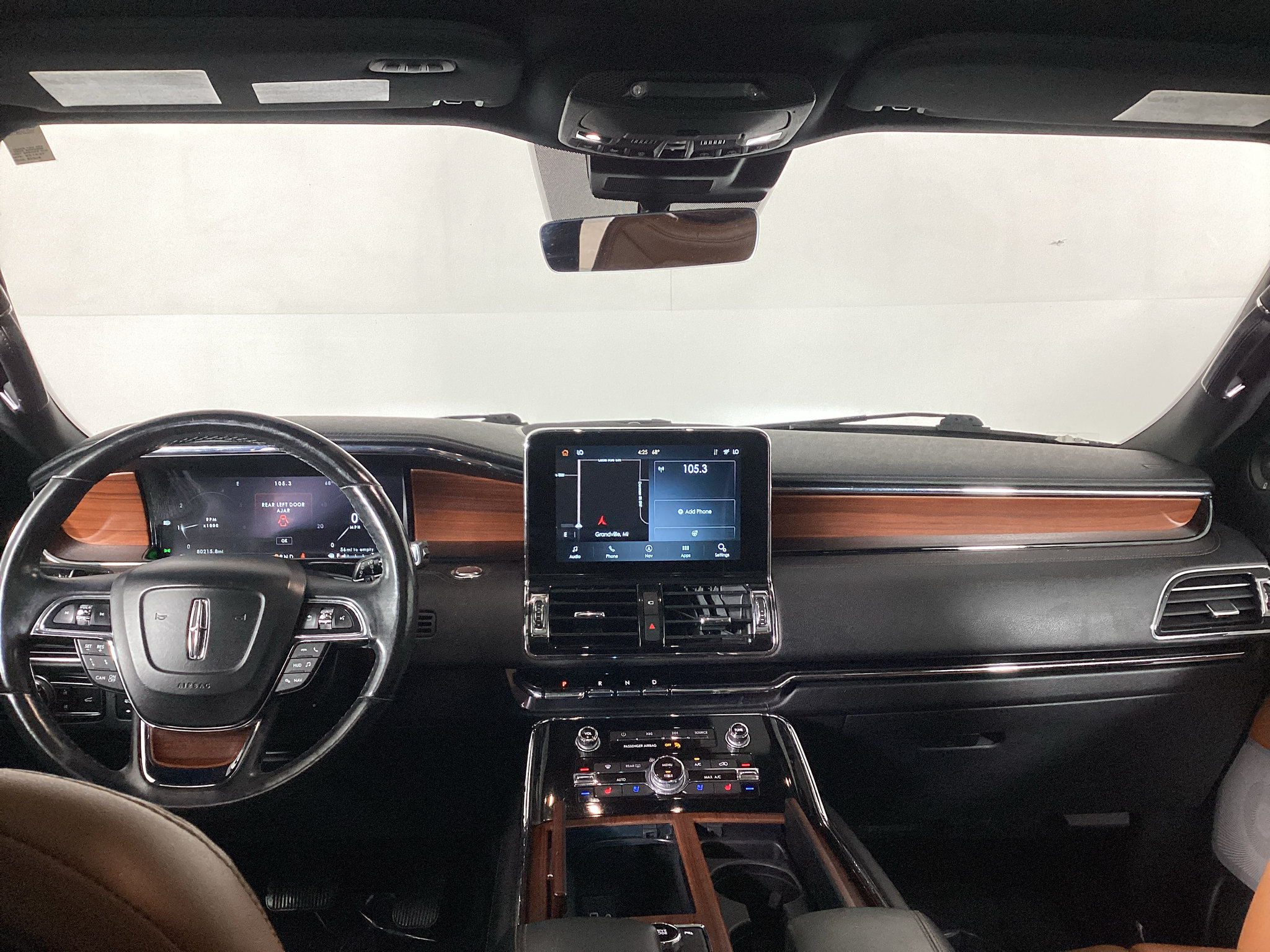 Used 2021 Lincoln Navigator L Reserve AWD/4WD image 17